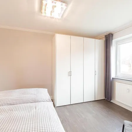 Lille 2 Apartment